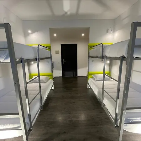 Hi Parque Nacoes - De Juventude * Lizbona