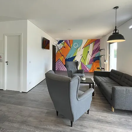 Hi Parque Nacoes - De Juventude بيت شباب