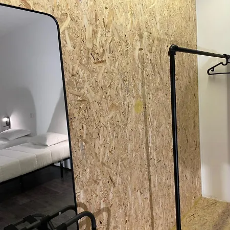 Hi Parque Nacoes - De Juventude Hostel *