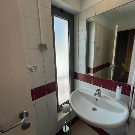 Hi Parque Nacoes - De Juventude Хостел *