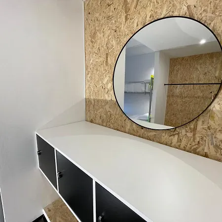 Hi Parque Nacoes - De Juventude Хостел Лісабон