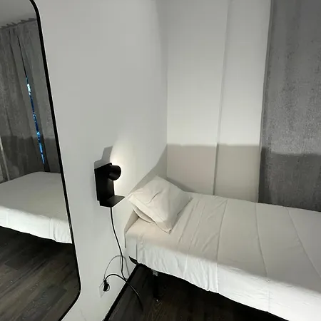 Хостел Hi Parque Nacoes - De Juventude *