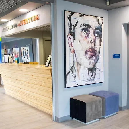 Hi Parque Nacoes - De Juventude بيت شباب