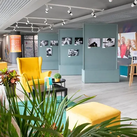 Hi Parque Nacoes - De Juventude * Лісабон